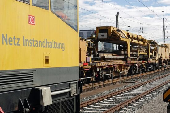 Bauarbeiten zur Instandhaltung (Foto: Deutsche Bahn AG/Volker Emersleben)